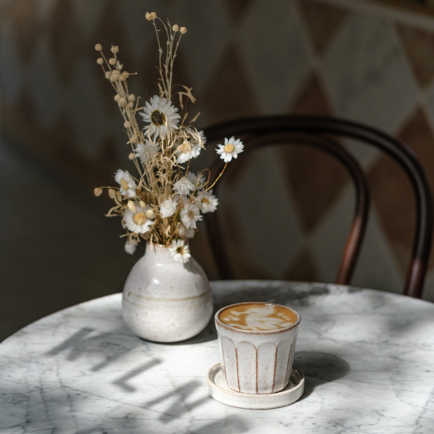 Faceted Flat White - Oat