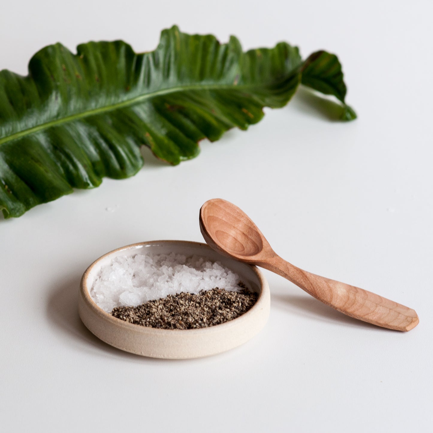 Pinch Dish, Plate - DOR & TAN | Contemporary Handmade Tableware