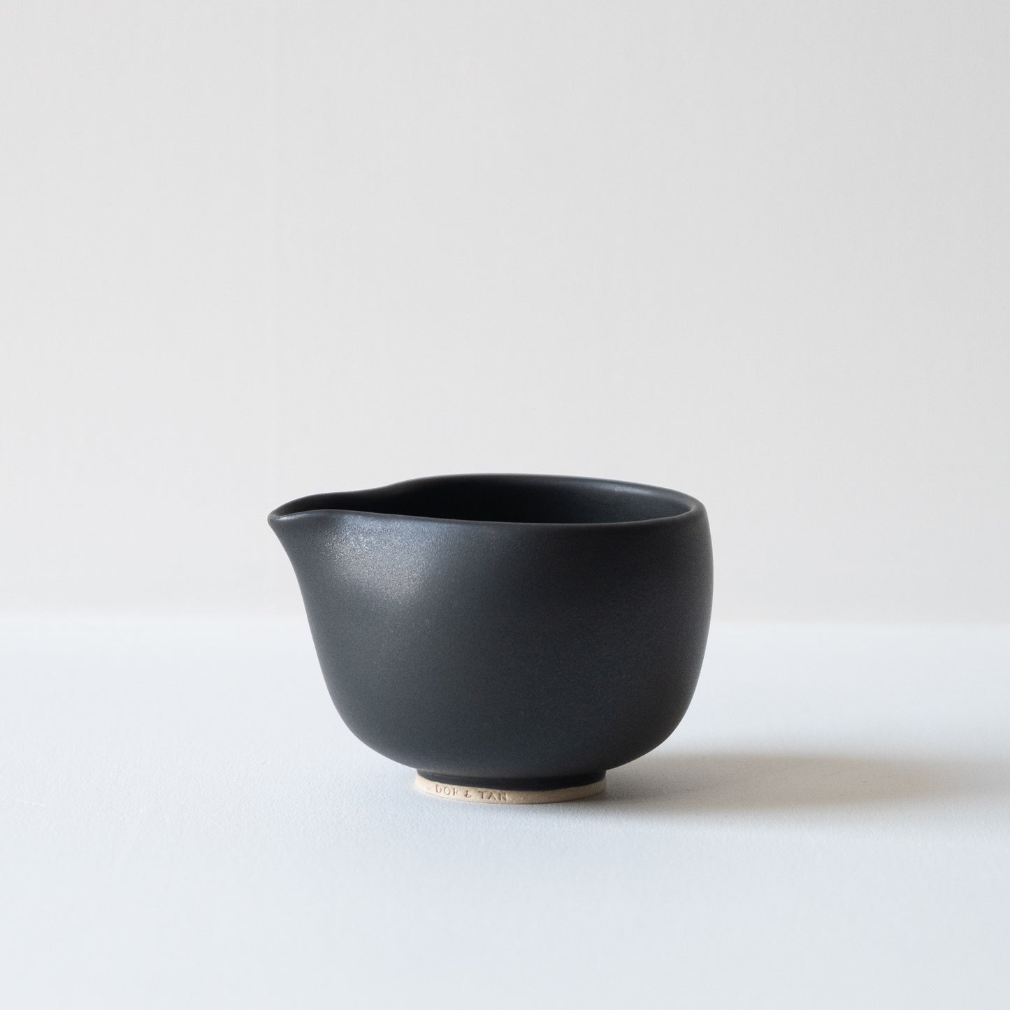 Coffee bean dosing cup - Matte Black