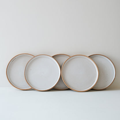 Everyday Cake Plates Oat - Set of 4 SECONDS