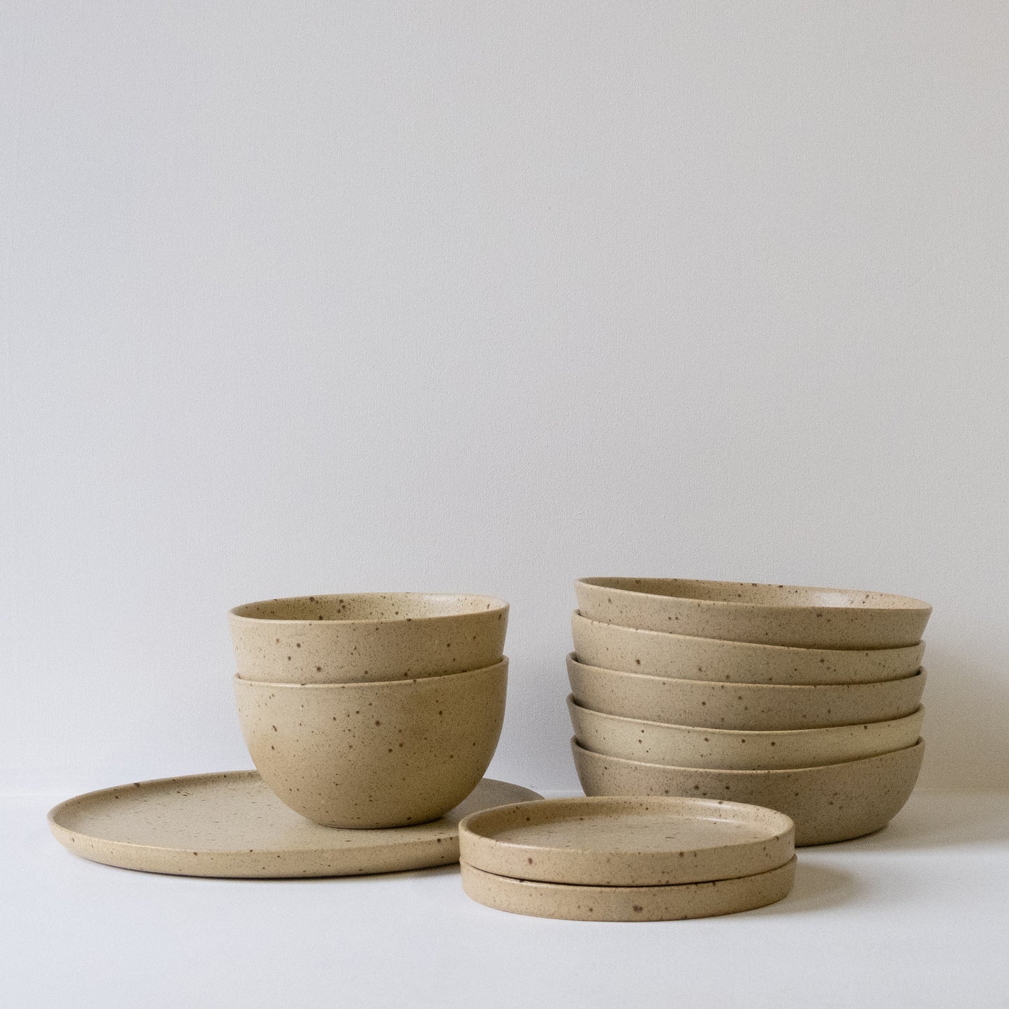 Set of Everyday Dinnerware Spelt & Speckle - Set of 10 SECONDS - DOR & TAN