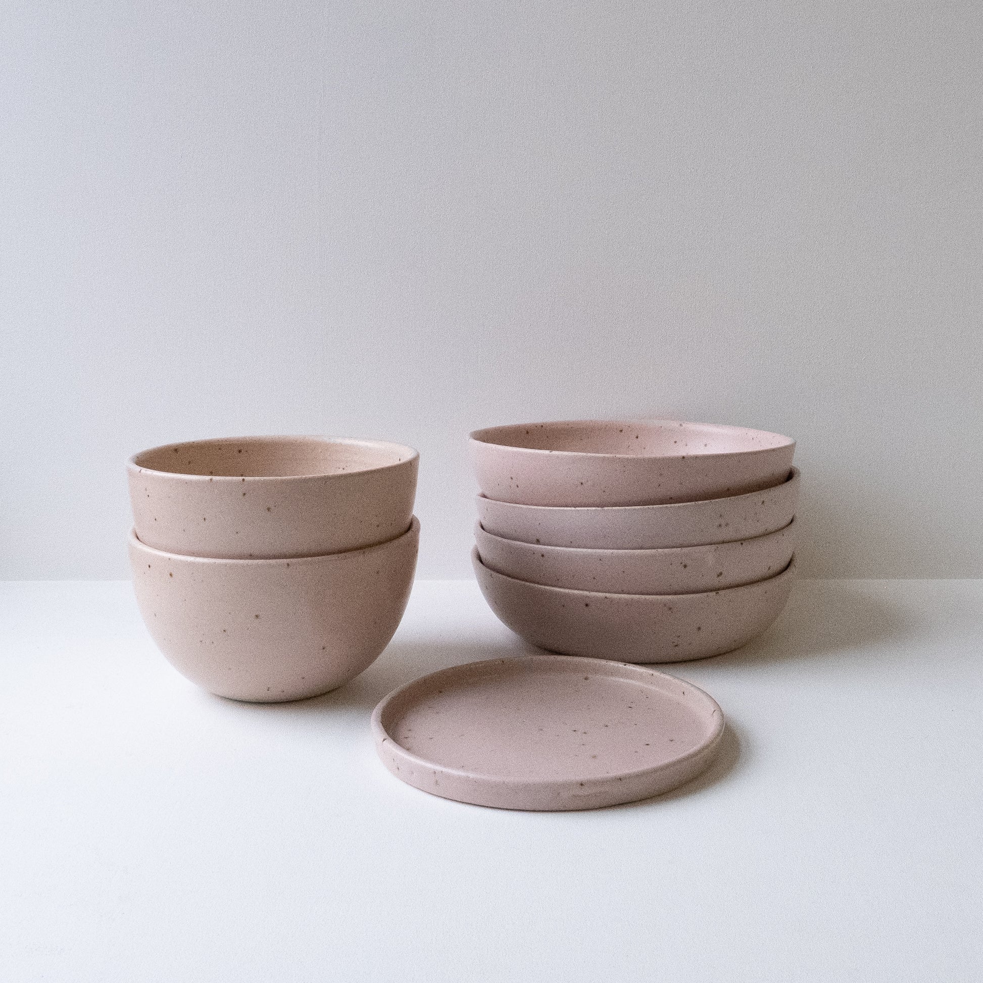 Set of Everyday Dinnerware Feldspar Pink & Speckle - Set of 7 SECONDS - DOR & TAN
